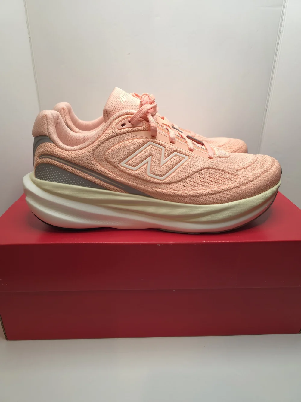 New Balance 1080 v15 Women’s Size 8.5 Running Shoes Pink Sneakers W10808T4
